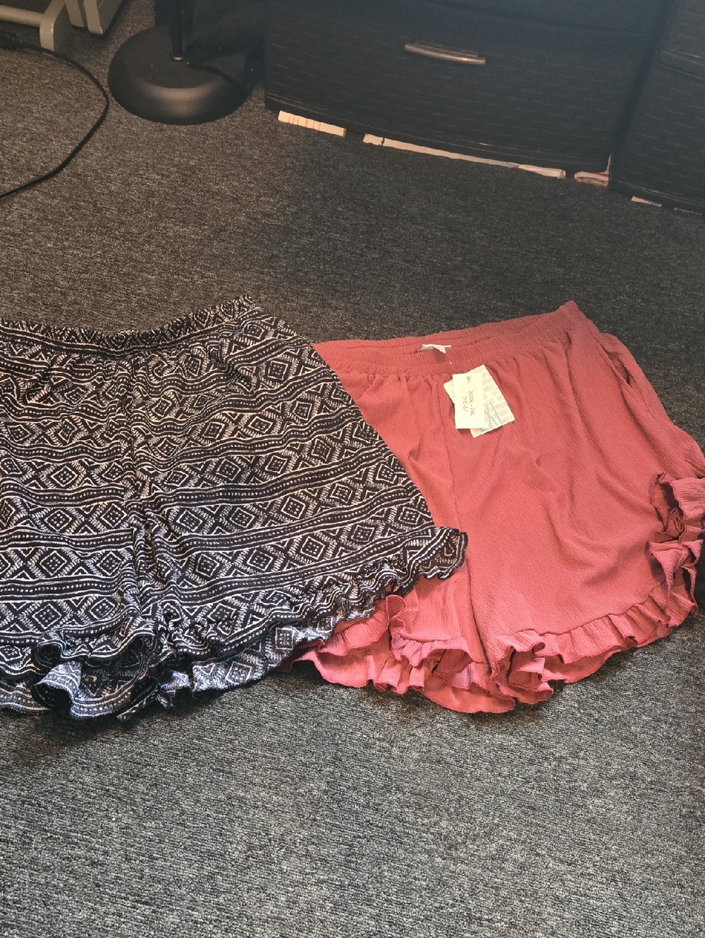 Luleroe.Ruffled Hem Women's Shorts Pair - Black Patterned & Dusty Rose